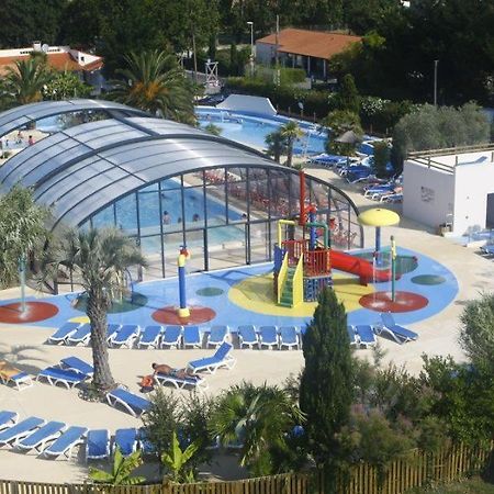 Hotel Camping Officiel Siblu Mer et Soleil Saint-Georges-d'Oleron Exterior foto